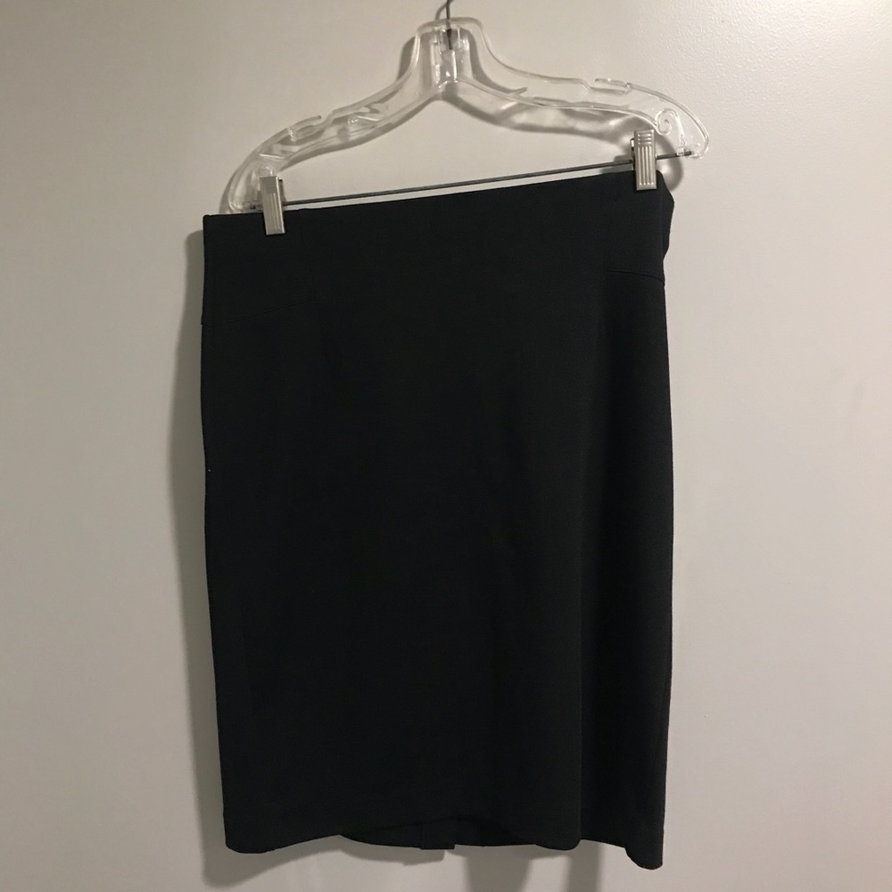 EUC Studio Works Black Knit Back Slit Skirt Size 8